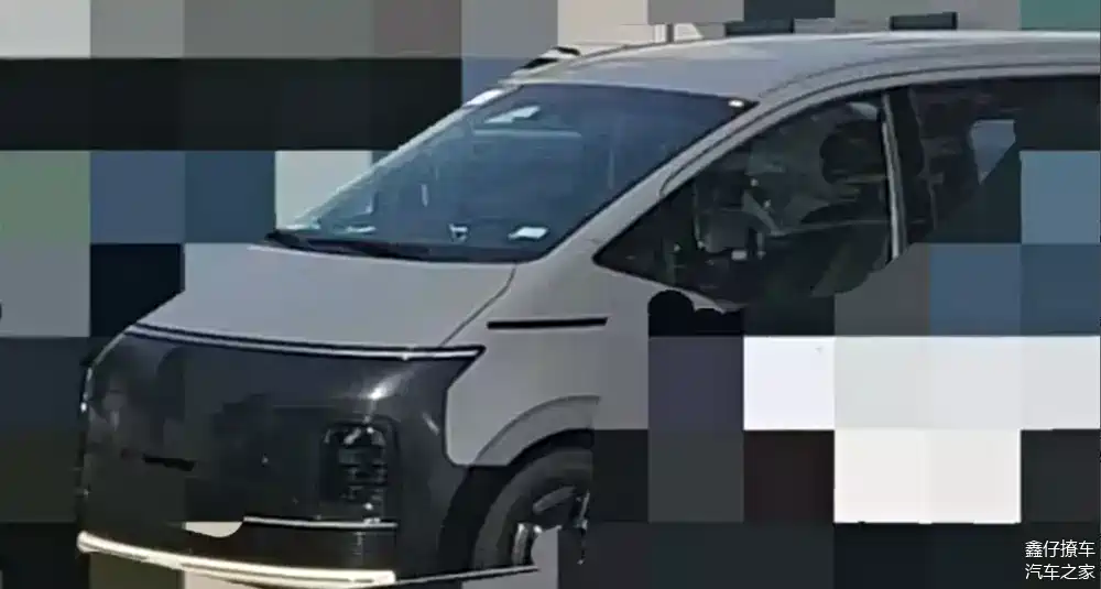 现代 STARIA 纯电汽车谍照曝光：定位中大型 SUV，基于现有车型打造