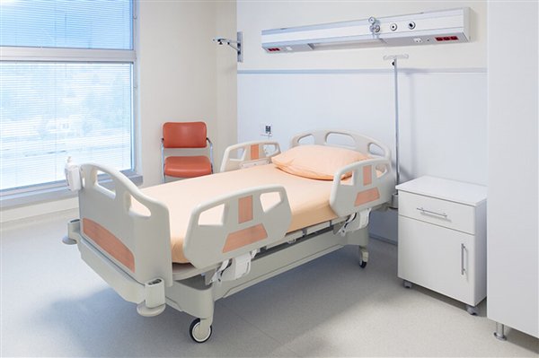 经过10年的身体检查后，一名妇女被诊断出患有癌