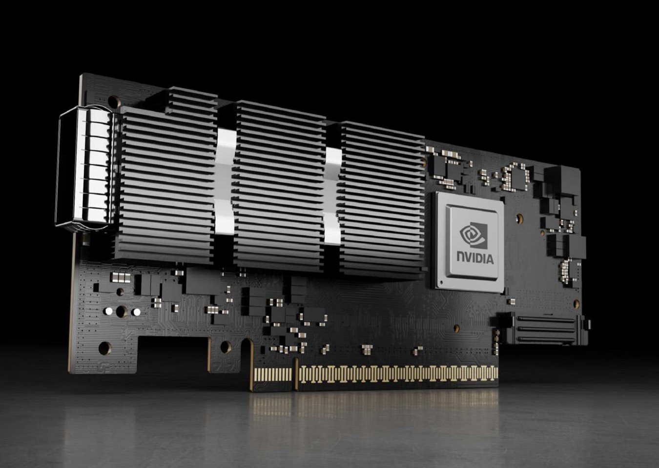 ▲ PCIe 5.0 的 ConnectX-7 SuperNIC