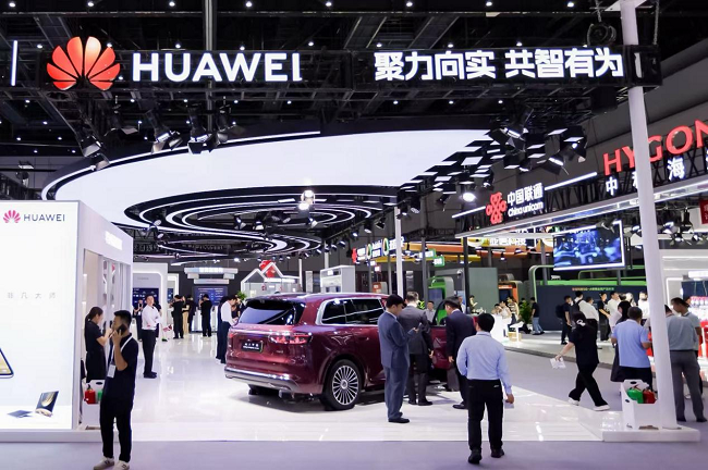 华为擎云亮相联通合作伙伴大会 以创新技术构筑千行百业数字化基石