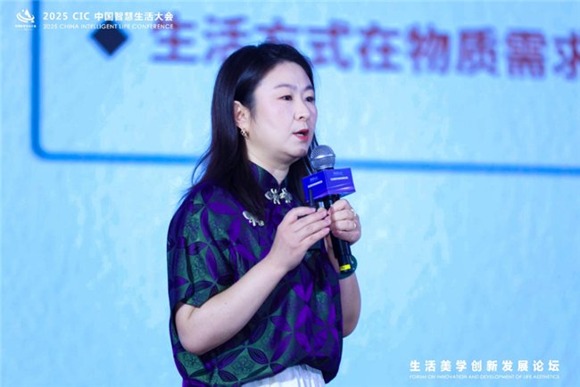 图：洛图科技(RUNTO) 首席运营官 王育红