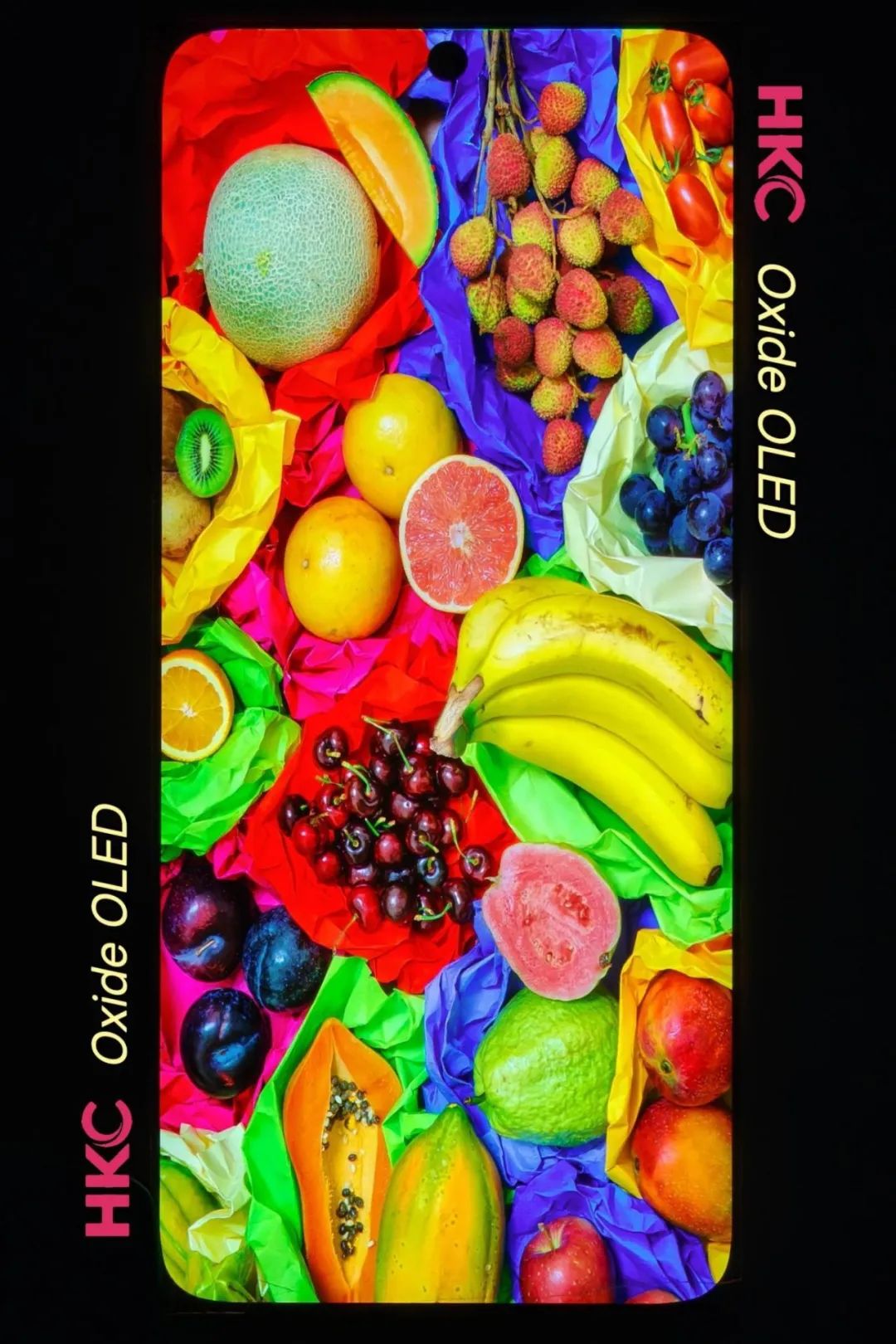 ▲ 产品实拍 — 惠科 OLED 模组点亮