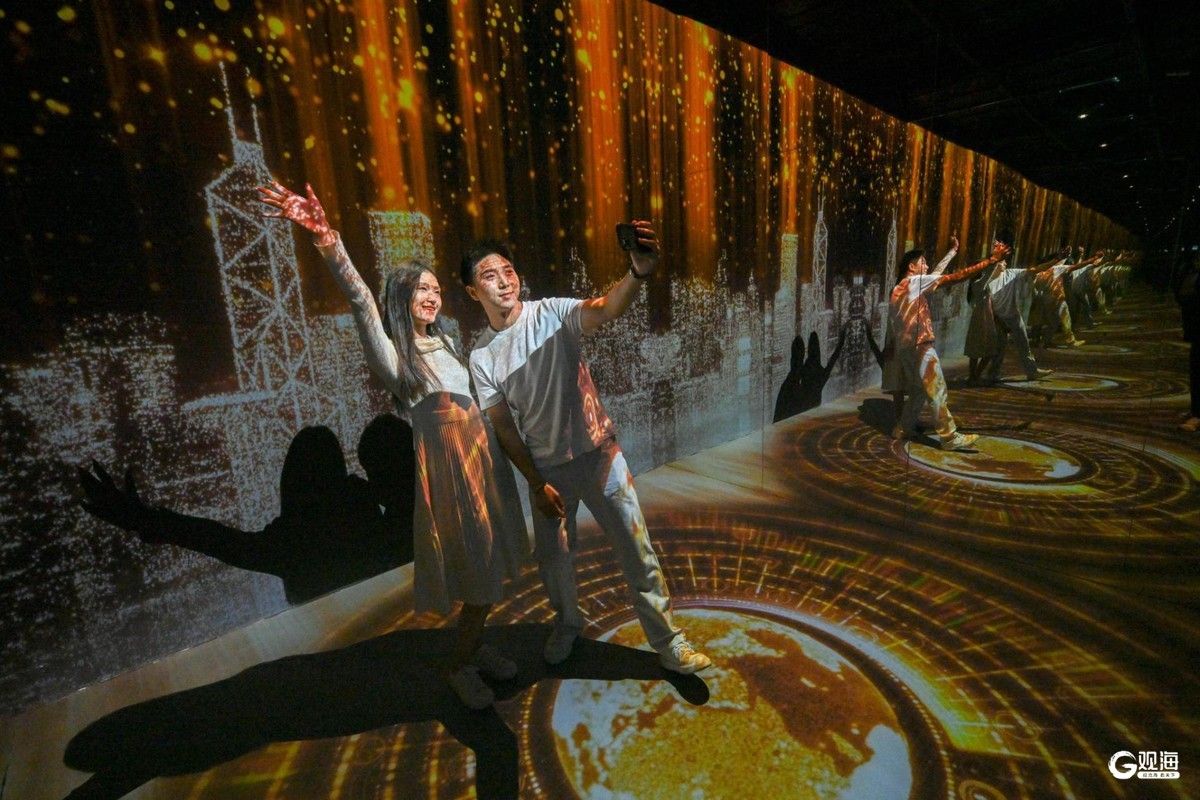 互动艺术投影+裸眼3D!“香港─沉浸式之旅”巡回展亮相青岛金狮|香港_新浪财经_新浪网