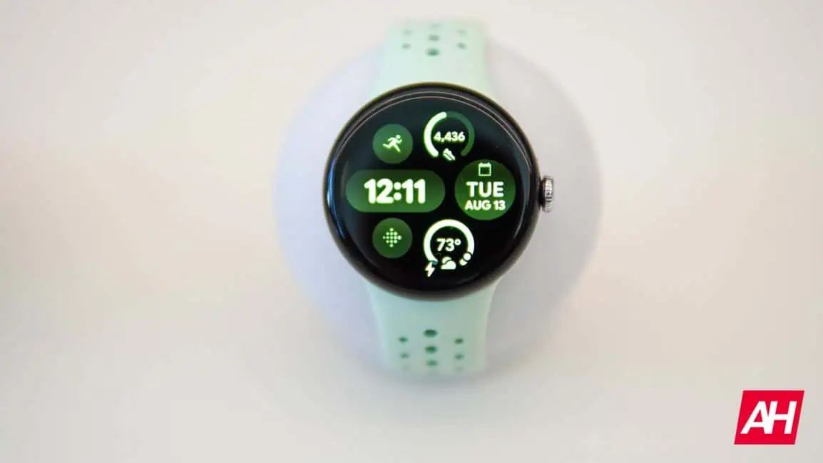 谷歌 Pixel Watch 4 智能手表新特性曝料：高频通知不再“振麻”手腕