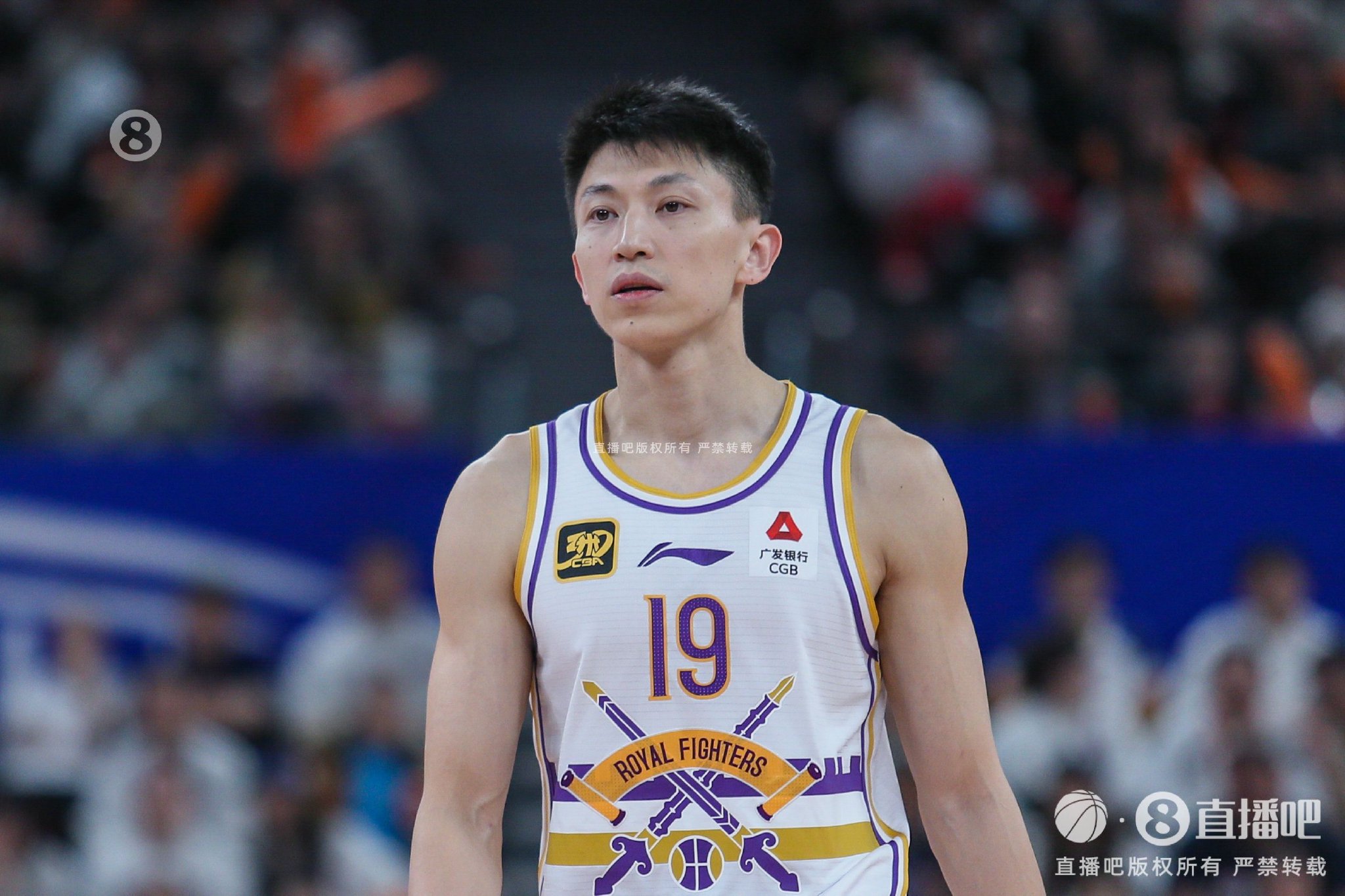 直播吧:刘晓宇与宁波队签订为期一年常规合同 同时担任球队助教_抓站_新浪竞技风暴_新浪网