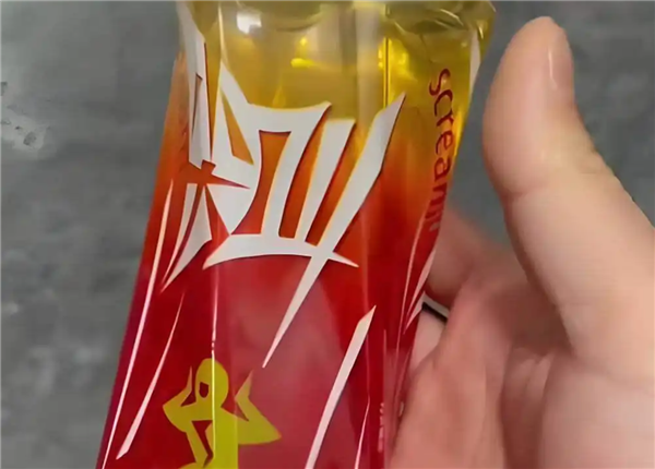 农夫山泉临期饮料溢价超9倍！曾登最难喝饮料排行榜