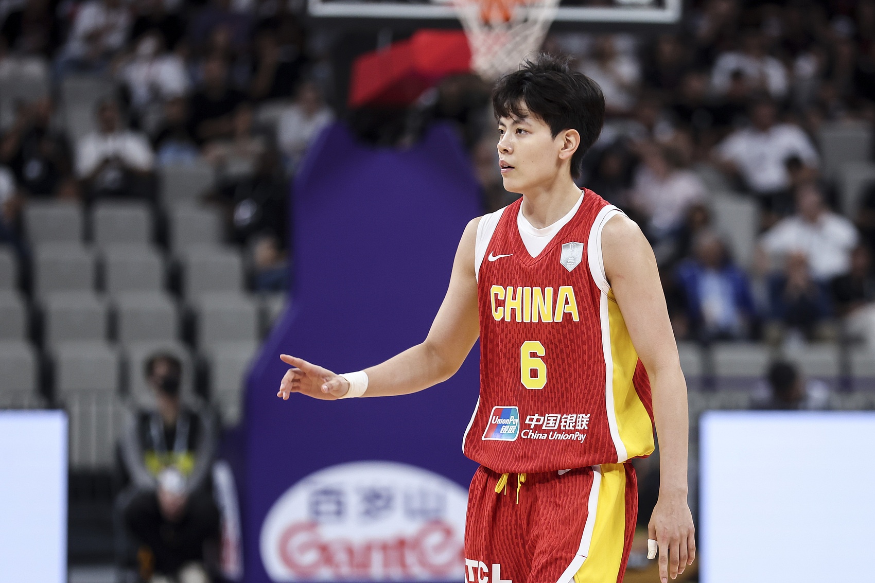 杨舒予:我作为2号位要有更多的得分方式 继续发扬快攻反击特点_抓站_新浪竞技风暴_新浪网