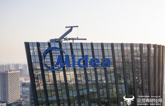 美的副总裁顾炎民2024年薪酬大降 副总张小懿却依旧高达798万元