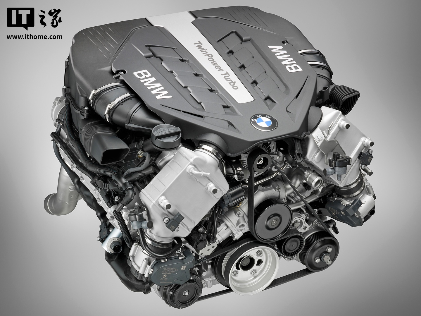 宝马 M 确认直六和 V8 发动机将符合欧 7 排放法规，且性能不减