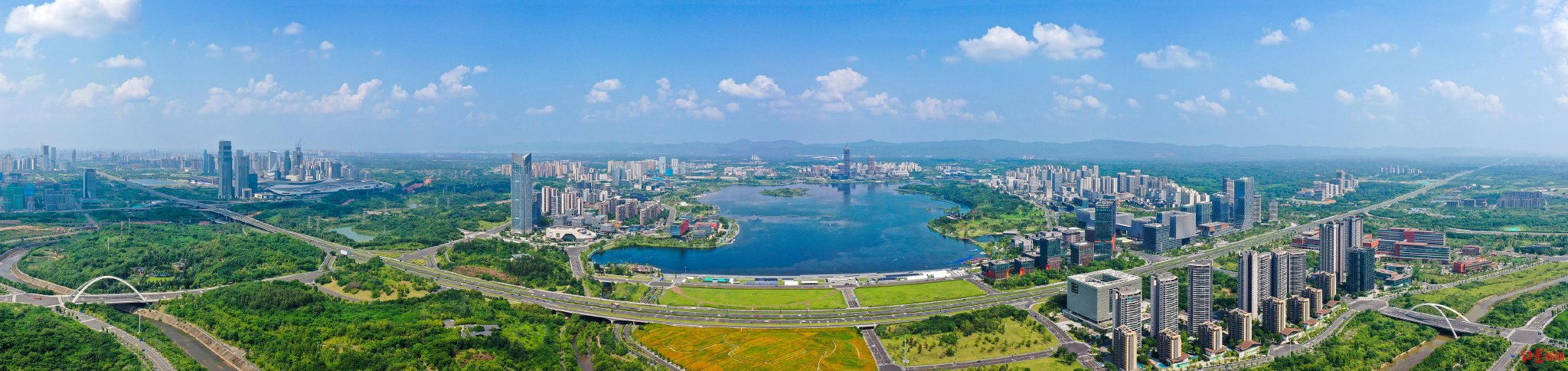 ▲兴隆湖湿地公园