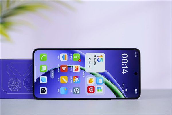 OPPO首款内置风扇手机！OPPO K13 Turbo Pro图赏