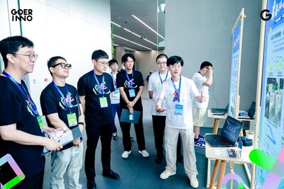 　　“歌尔杯”第三届高校VR/AR挑战赛决赛现场