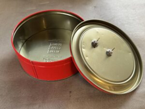 如何将EMI吸收材料与饼干罐进行比较