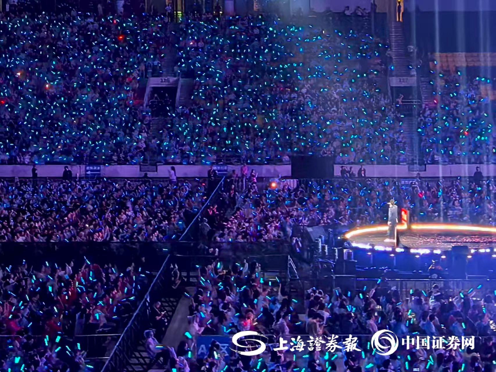 图：演唱会现场 上证报记者 刘暄 摄