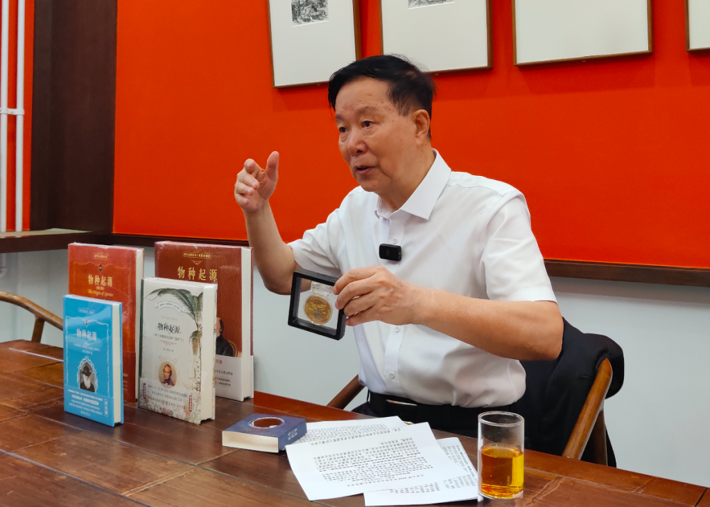 对话舒德干院士：AI时代，知识积累仍然非常重要