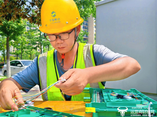 AI撑起“通信遮阳伞” 湖北移动全力以赴迎战高温“烤”验