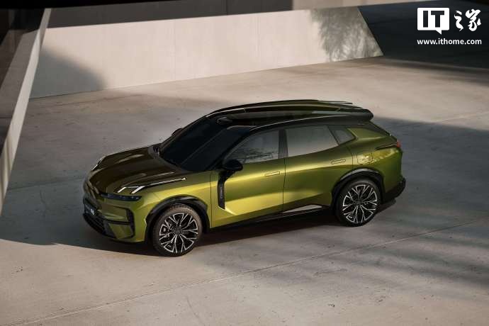 LynkCo 08 EM