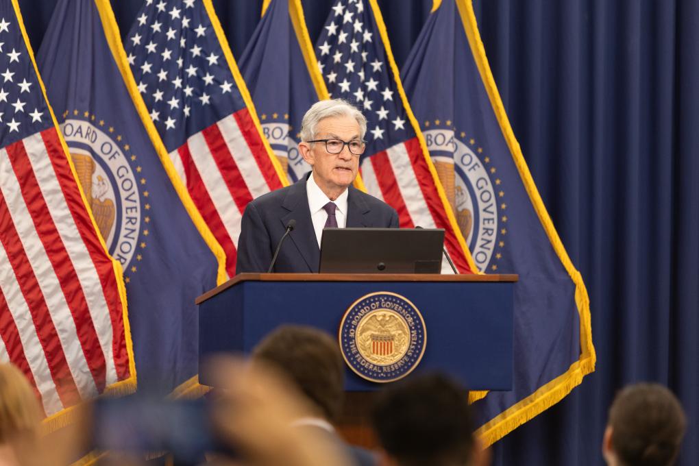 6月18日，美国联邦储备委员会主席鲍威尔在华盛顿出席记者会。新华社记者胡友松摄