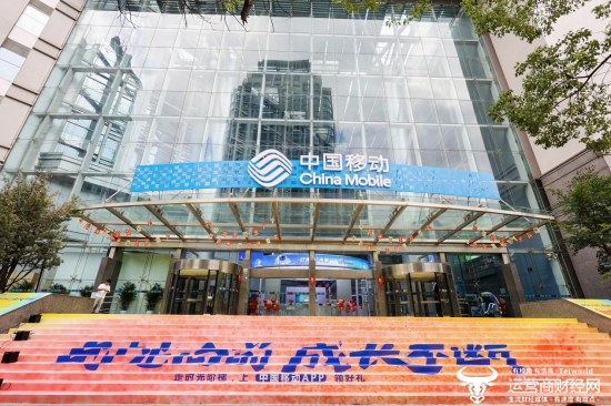 布丁有什么大事吗?来到上海手机检查一个新的