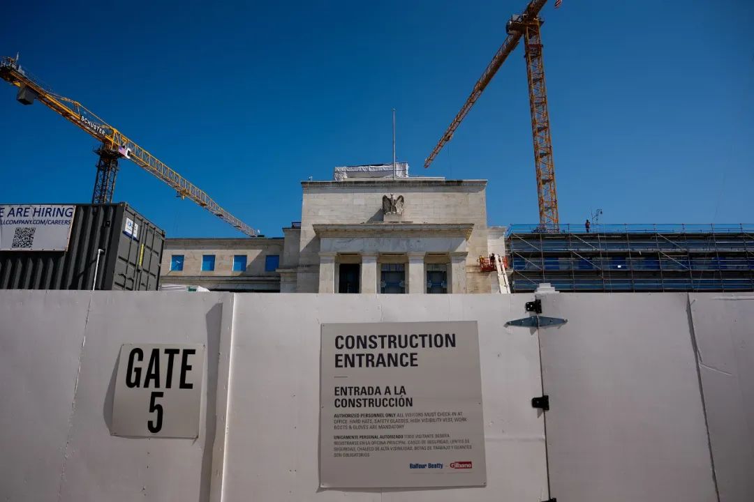 △翻修中的美联储 图片来源：视觉中国