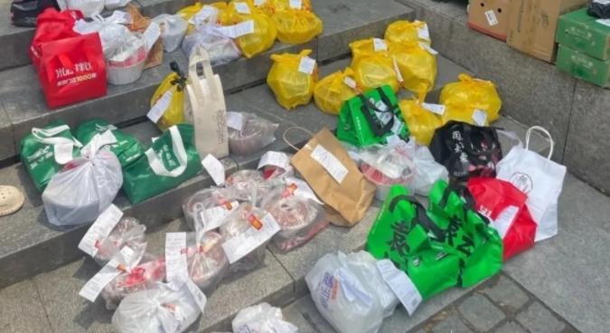 校园外卖的“最后一公里”,卡在哪里?