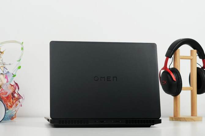 暑假换新装备？暗影精灵MAX游戏本，让你的假期火力全开！