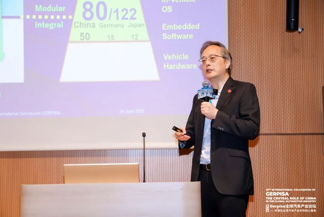 法国里昂商学院DBA校友周频博士（图片来源：主办方供图）