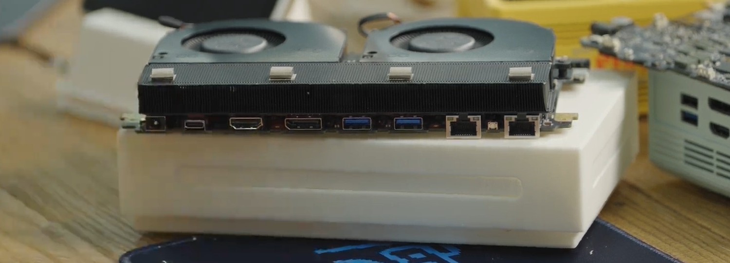 ▲ 下方为迷你主机外壳