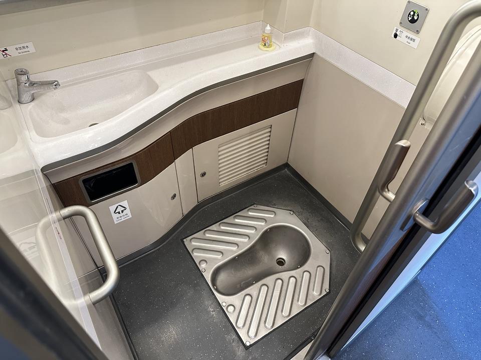 火车卫生间蹲坐分布揭秘