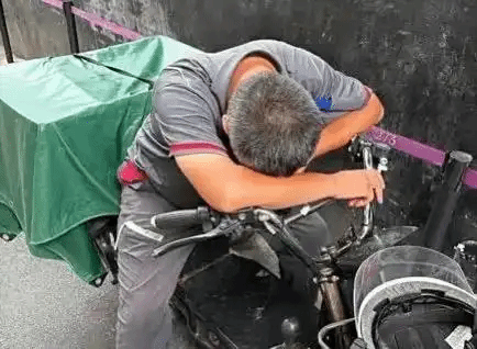 责任编辑：雪花