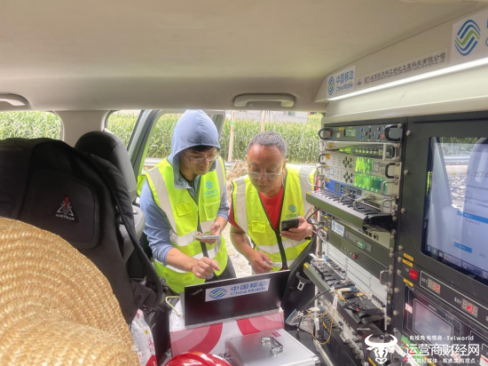 (抢险突击队调试应急保障车辆）