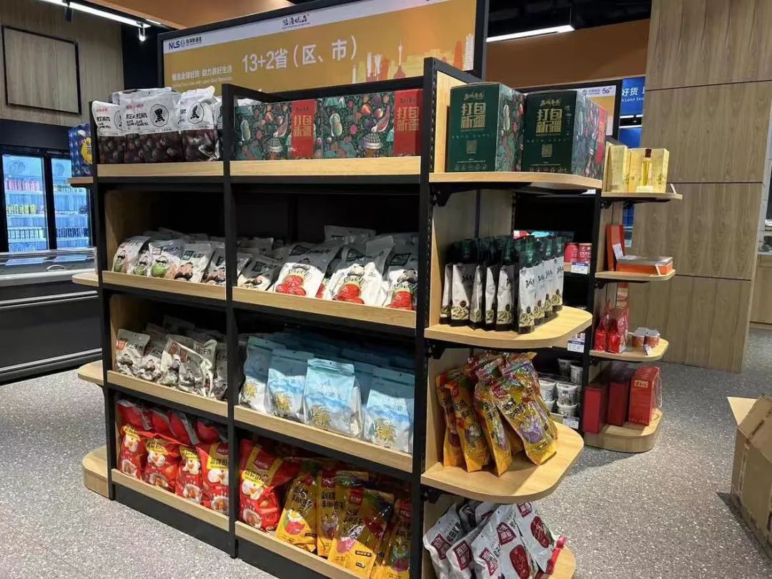 新疆特色产品正式上架“陆海优品”。图片来源：陆海新通道微信公众号