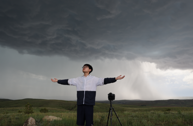 qnews|24岁"追风者"追台风6年 自制130分钟风暴纪录长片火出圈