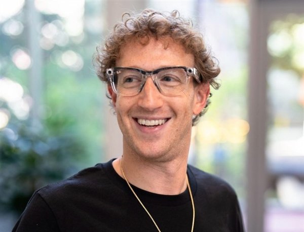 邻居抱怨！扎克伯格上演真人版“大富翁”：砸1.1亿美元买下整条街