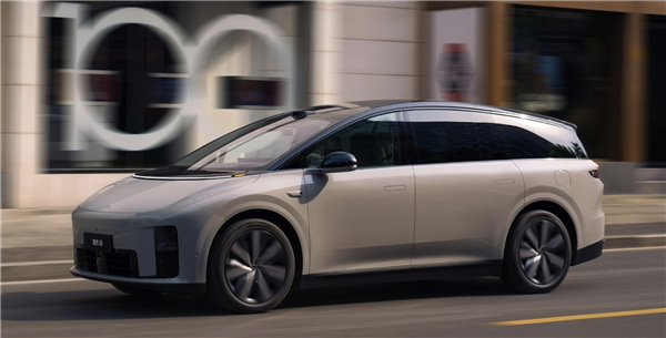 理想i8是理想汽车调整策略后，重回纯电市场的关键一步 | 图片来源：理想汽车