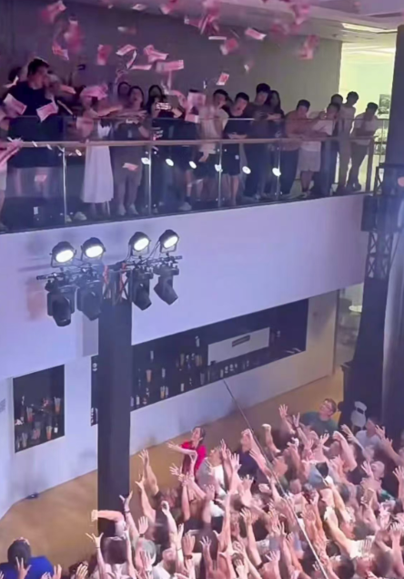 老板从高空给员工撒钱视频火了：影石致歉！