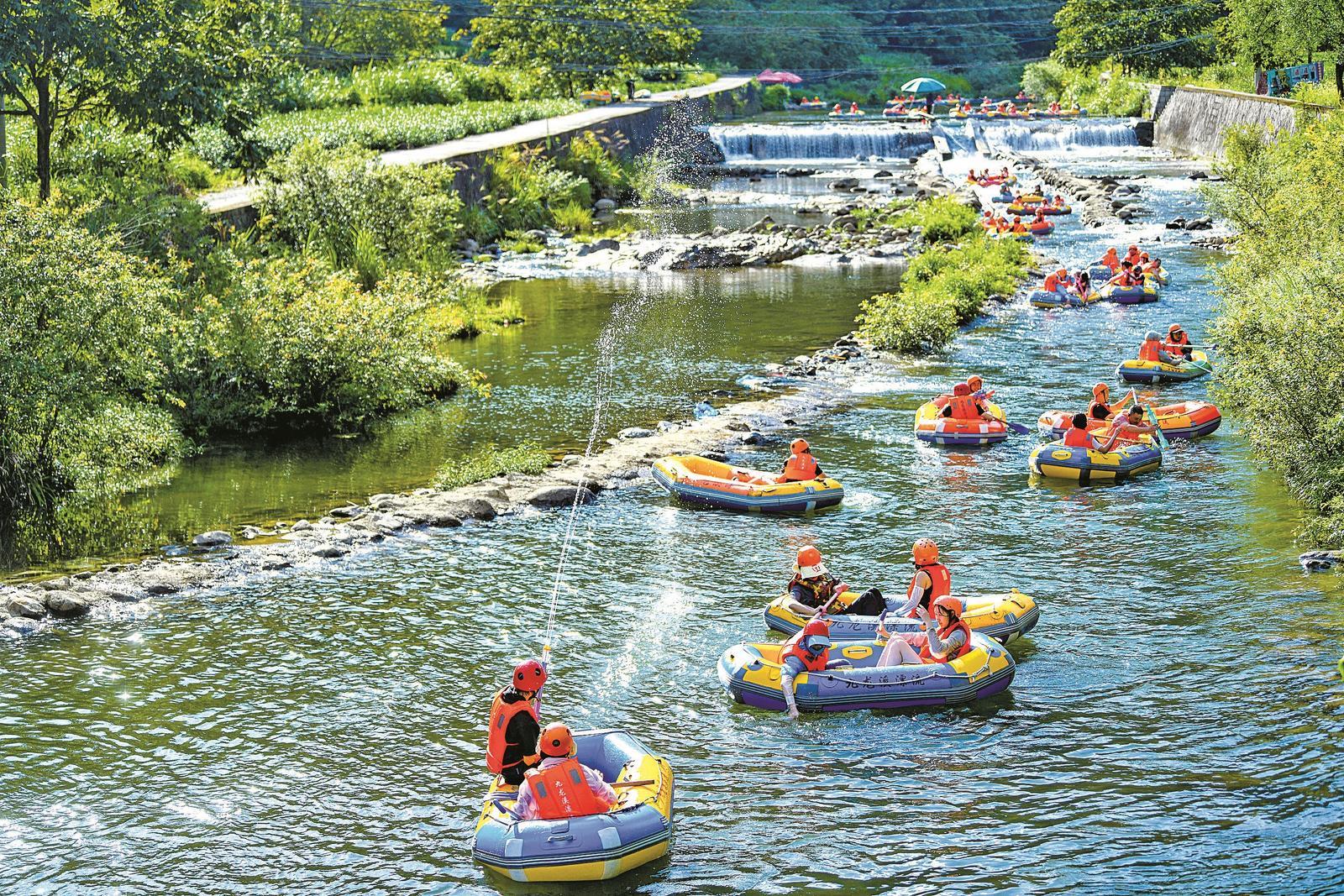 体验漂流 乐享清凉