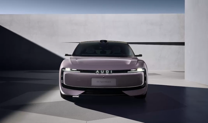 ▲毫无灯厂仪态的大灯组