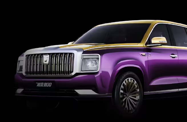 长城汽车 2021 年官宣的“豪华越野 SUV 巅峰之作”坦克 800