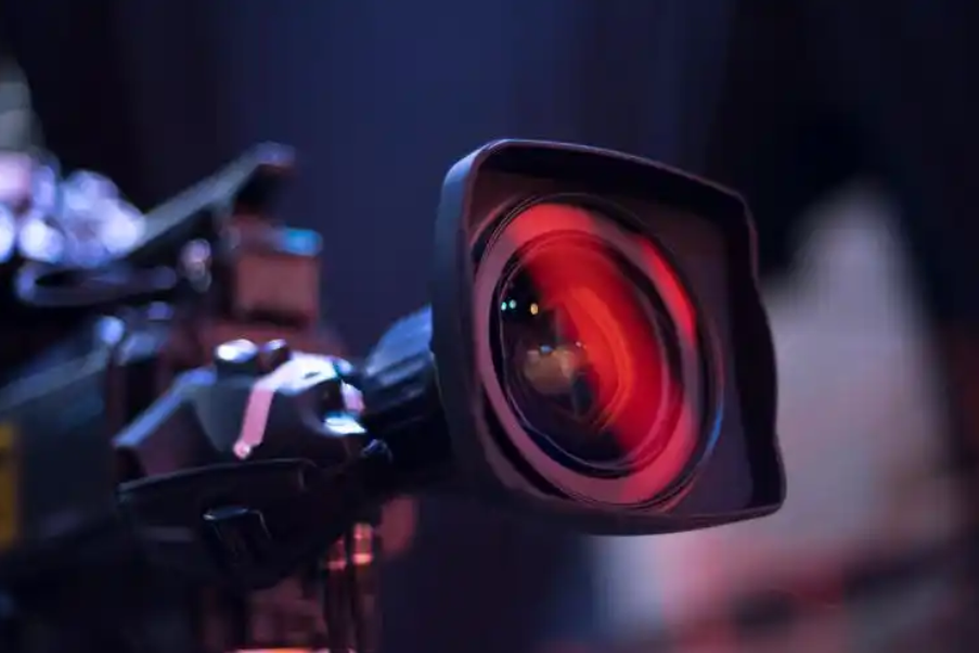 取消電視劇40集上限、開(kāi)放境外題材本土化改編……“廣電21條”激發(fā)創(chuàng)作活力