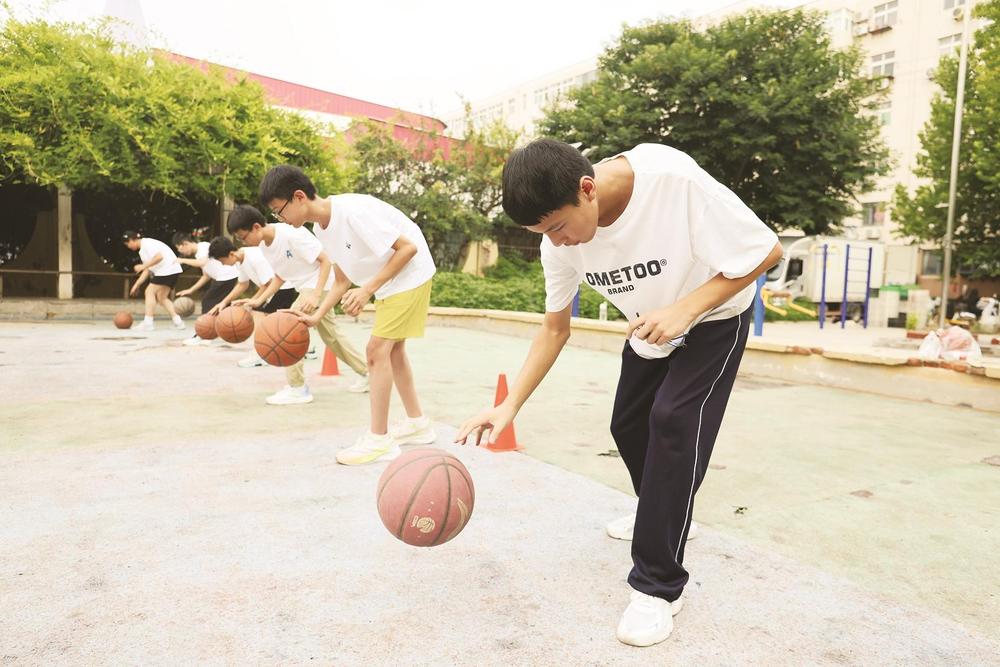 滏河学校参与开展社区篮球赛