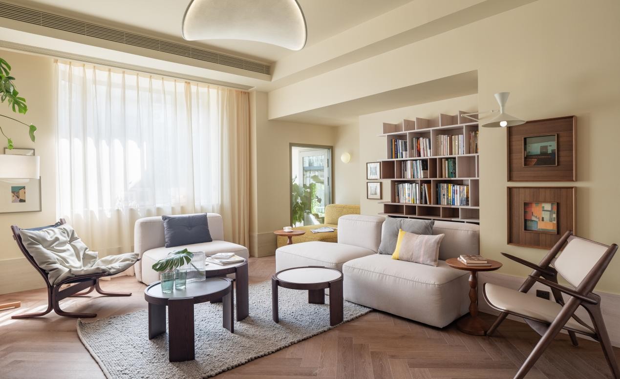 《梦想改造家》节目设计师采用Lamett乐迈石晶地板为黄先生家进行改造