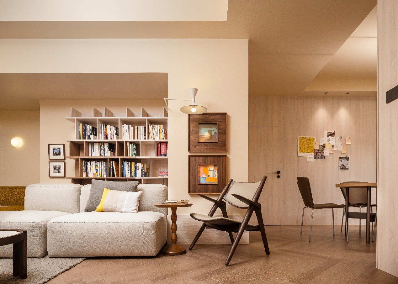 Lamett乐迈石晶地板欧里得暖棕系列营造出全屋温润舒适的和谐美感