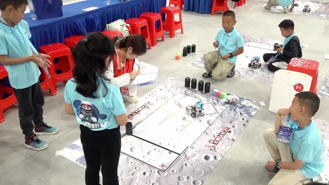 来源：新华社、北京日报客户端