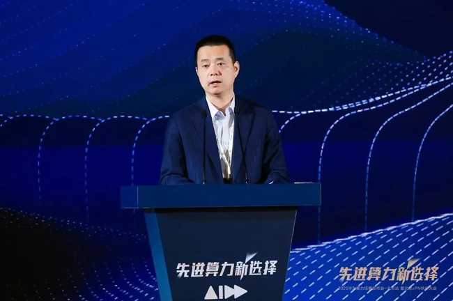     华为商业销售部总裁张海平