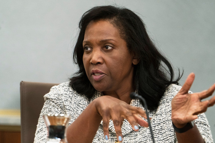 美联储理事莉萨·库克资料图片。新华社/美联