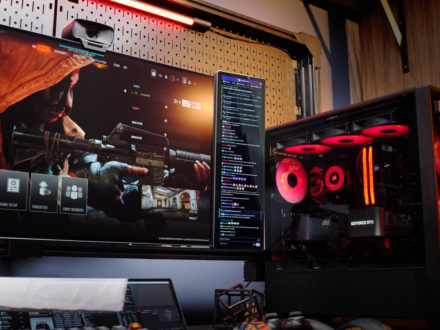 ▲ 显示器拓展，用于显示直播聊天内容