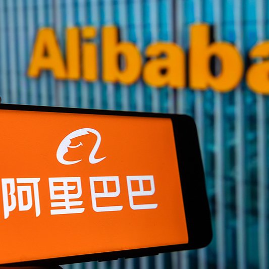 市值一夜暴涨2600亿元，阿里巴巴CEO吴泳铭称要把握“两大历史性机遇”