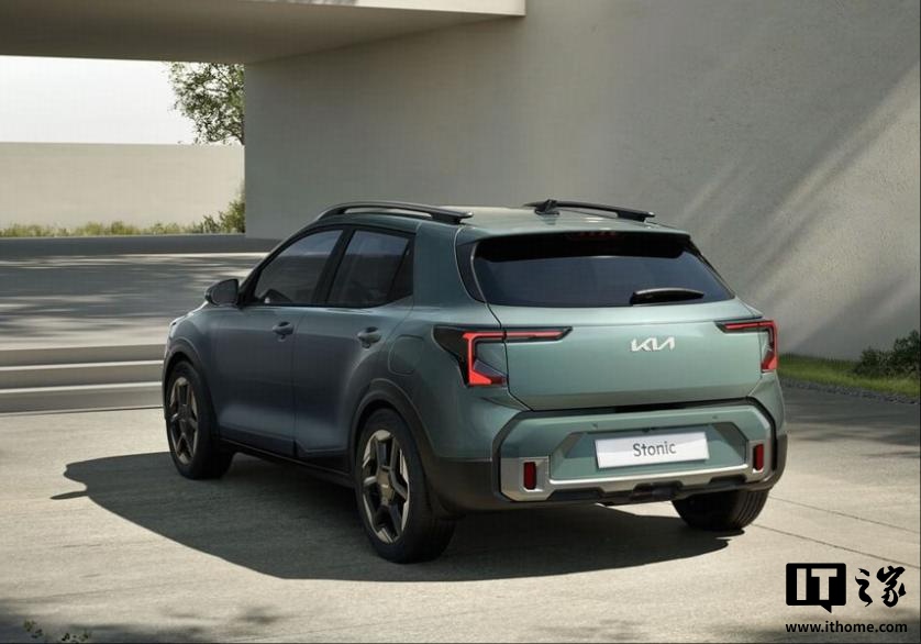 2026 款 Stonic 标准版
