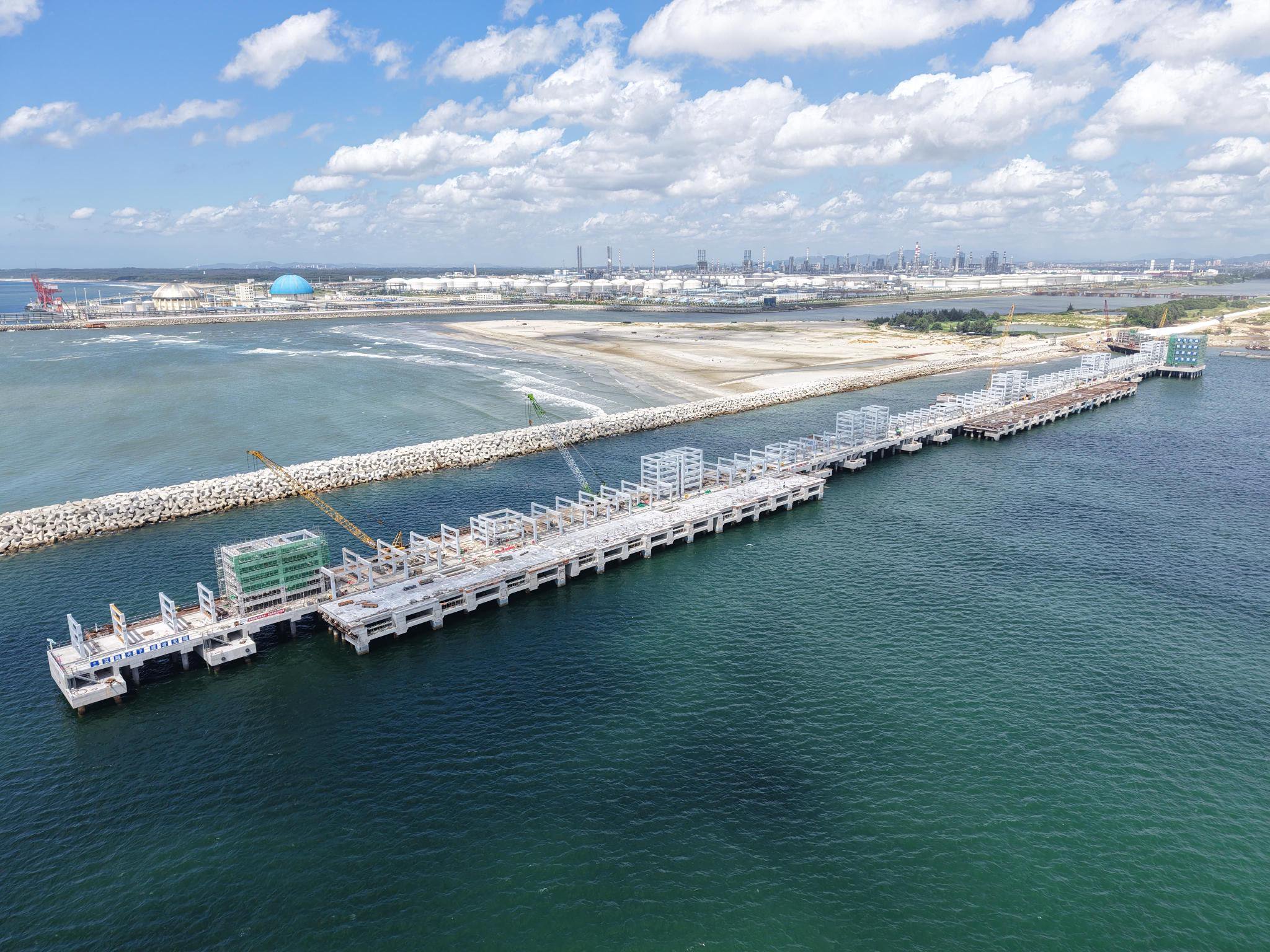 揭阳港惠来沿海港区南海作业区液体散货码头工程水工土建项目完工|揭阳市_新浪财经_新浪网